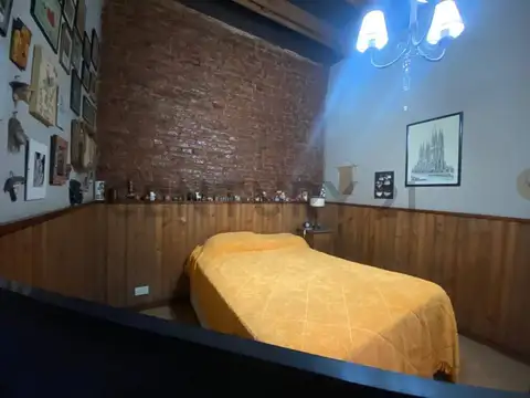 Casa 5 ambientes con 1 baño