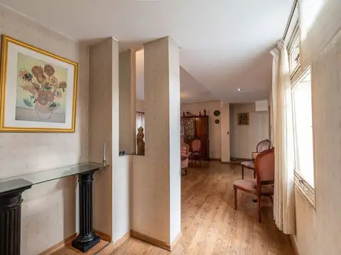 Depto Tipo Casa en Venta de 5 ambientes