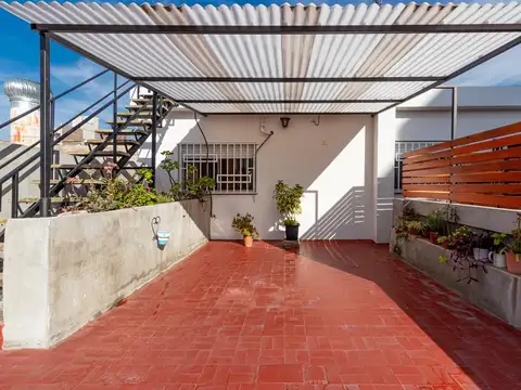 Casa 3 ambientes con 1 baño