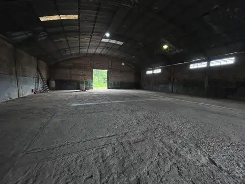 NICOLAS AVELLANEDA KM 10,8- GALPON.