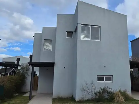 Casa en Alquiler en Barrio Cerrado El Aljibe, Manzanares, Pilar, GBA Norte