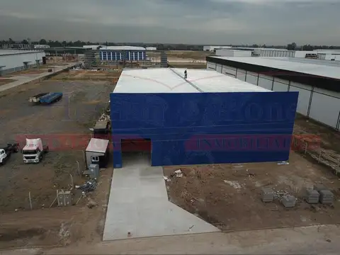 NAVE INDUSTRIAL 1.500 M² EN EL POLO INDUSTRIAL DE SPEGAZZINI