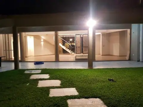 Haras Santa Maria, Casa en Venta.