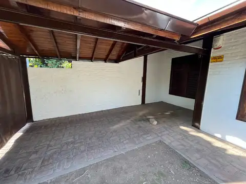 Casa en Alquiler en Ciudad Jardin del Palomar, $ 1.700.000
