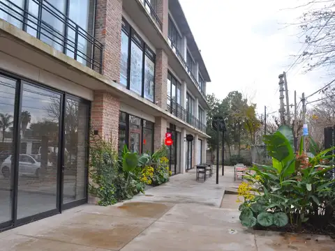 OPPEL | Local en Venta | SQUARE  Pilar |  Cod: 32012