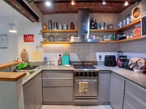 Casa en Venta con 1 cochera