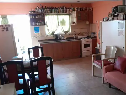 Vendo en Villa Pueyrredón. Departamento en Dúplex de 3 Ambientes con Balcón Terraza. P 1 x escalera.