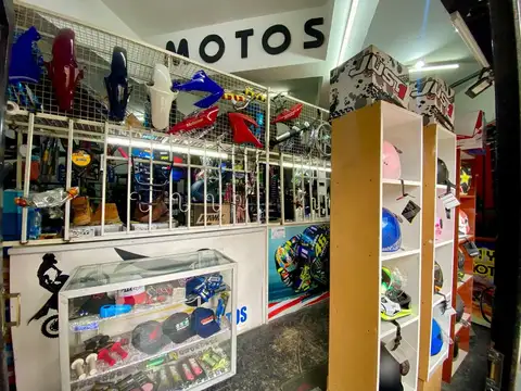 Local en Venta 76 años