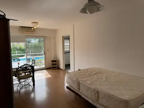 Alquiler PESOS Monoambiente Amoblado Barrio Santa Barbara