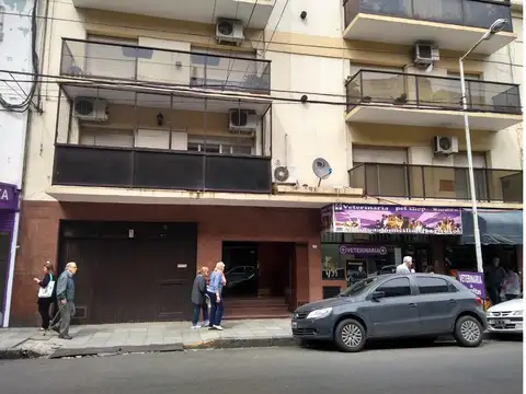Sarmiento 100, Piso 8