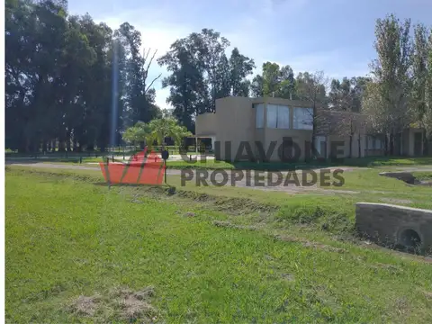 Terreno en Venta de 1859,0 m2