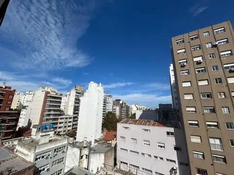 VENTA DPTO 2 AMB PLAZA MITRE CONTRAFRENTE ABIERTO