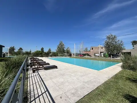 Terreno en barrio privado en Piñero