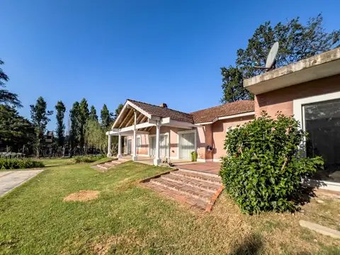 Alquiler casa 4 ambientes Parque Leloir