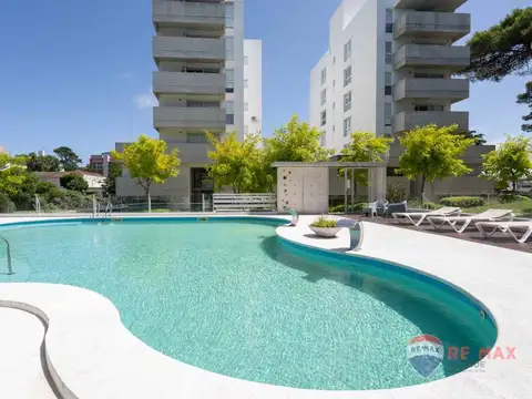 Departamento en Alquiler con 1 cocheras