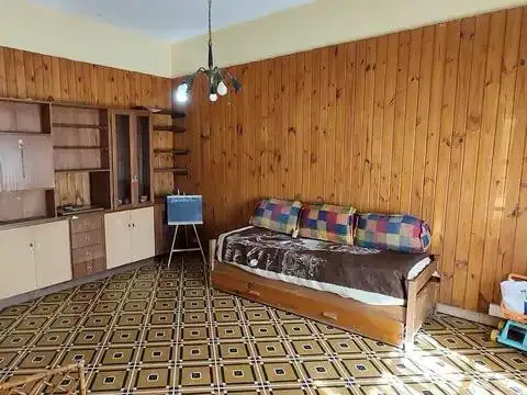 Casa en venta para refaccionar- Martínez - 2 dormitorios