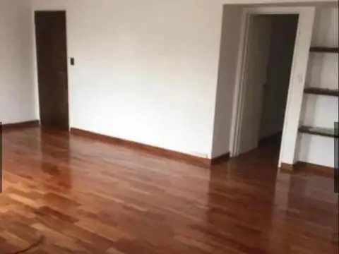 Departamento en Venta de 6 ambientes