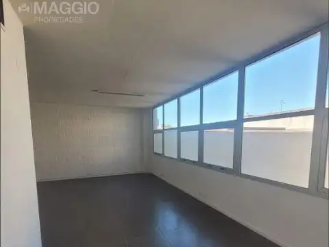 Oficina en Alquiler al Oeste