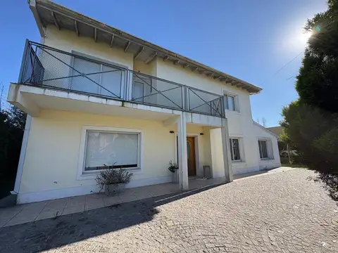 Solares Del Carmen