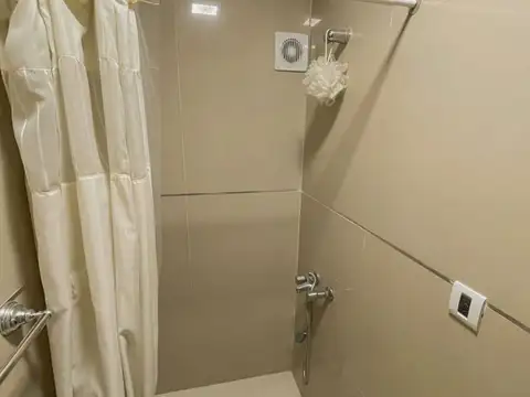 Local en Venta en Macrocentro, USD 130.000