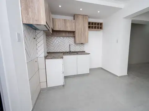 Casa en Alquiler con 1 cochera