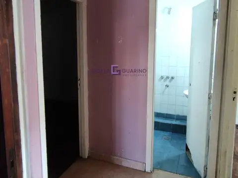 Casa en Venta con 4 cocheras