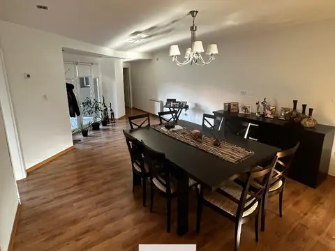 VENDEMOS EXCEPCIONAL CASA