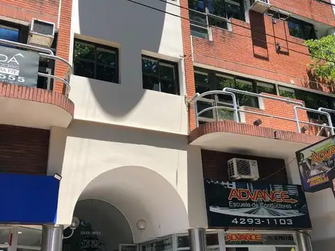 Adrogue oficina en alquiler en edificio apto profesional