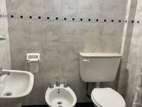 Depto Tipo Casa 2 ambientes con 1 baño