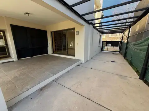 Casa en Alquiler en Carrodilla la Puntilla, $ 3.000.000