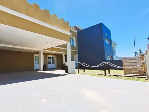 Casa 5 ambientes con 3 baños