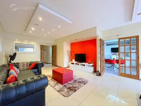 Departamento en Alquiler con 2 cocheras