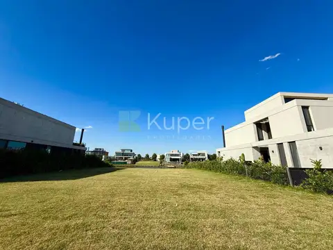 Terreno en Venta de 908,0 m2