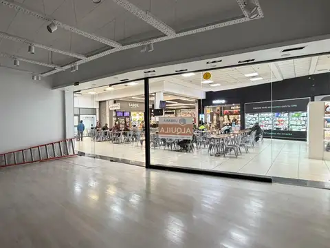 Local doble en galeria comercial Paseo Talleres - ChangoMâs