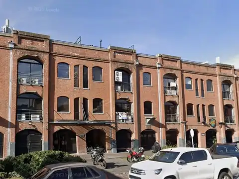 Departamento tipo loft / oficina con cochera en Puerto Madero