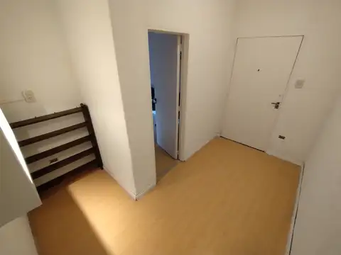 Hipolito Yrigoyen 7400, Piso PB