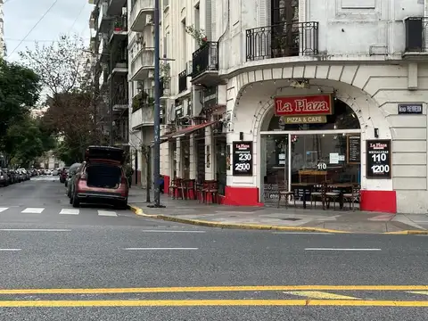 AV PUEYRREDON ESQUINA GUTIERREZ