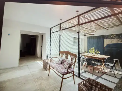 Casa 5 ambientes con 3 baños