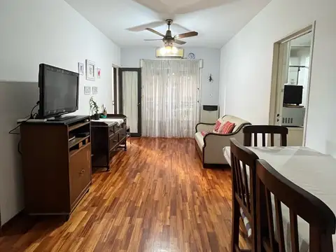 Avenida Juan Bautista Alberdi 1600