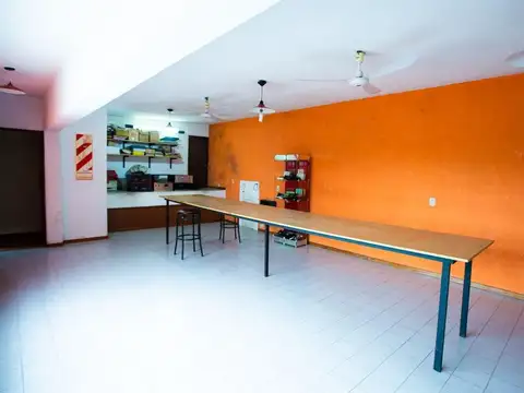 Oficina Monoambiente con 4 baños
