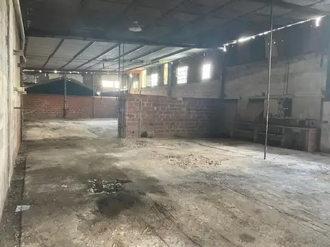 Oportunidad Galpón con oficina en venta San Pedro 330 m2
