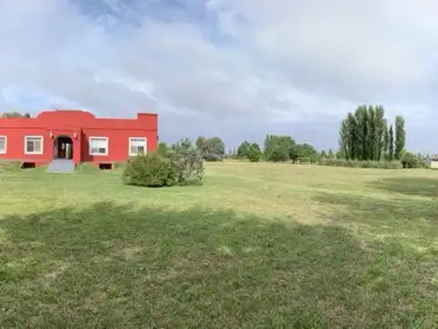 Casa 7 ambientes con 3 baños