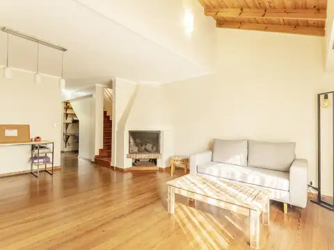 DEL VALLE IBERLUCEA  4900