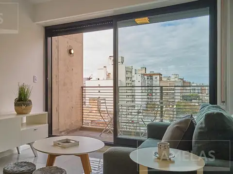 Venta Departamento 1 dormitorio con doble balcón en  Sarmiento 1500