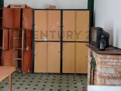 Casa en alquiler calle 115 entre 61 y 62.