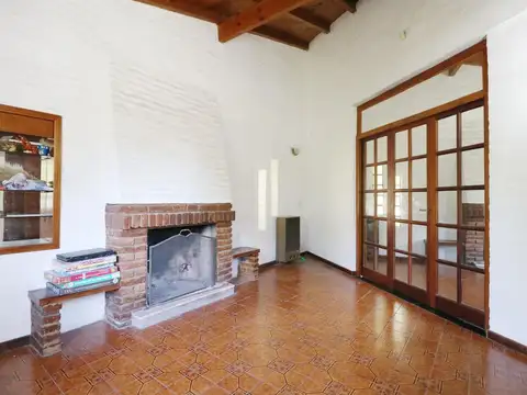Casa 4 ambientes con 3 baños