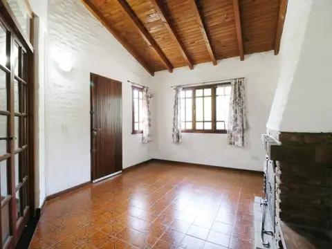 Casa en Venta con 12 cocheras