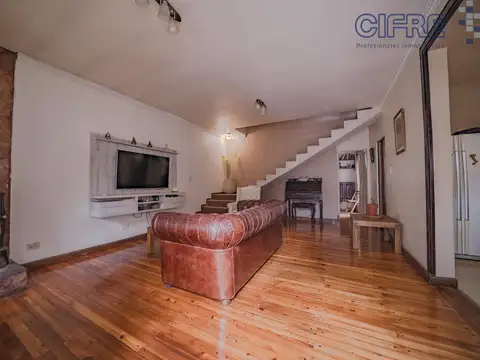 Depto Tipo Casa en Venta en Villa Pueyrredón, USD 275.000