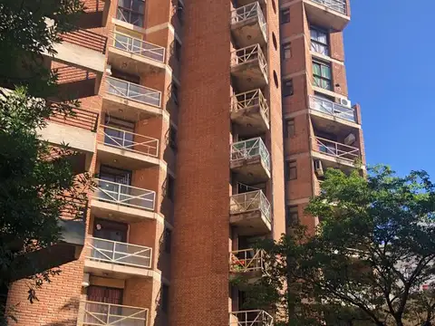Depto de 3 Dormitorios con balcon