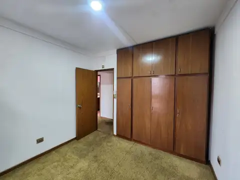 Departamento 7 ambientes con 3 baños